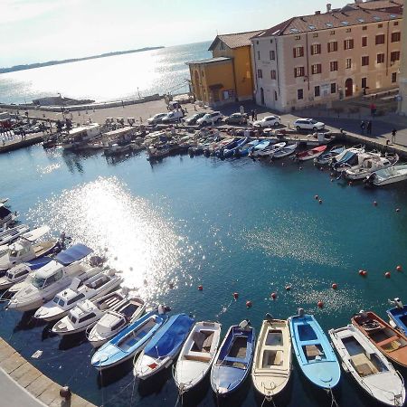 Apartma Sonja Piran Luaran gambar