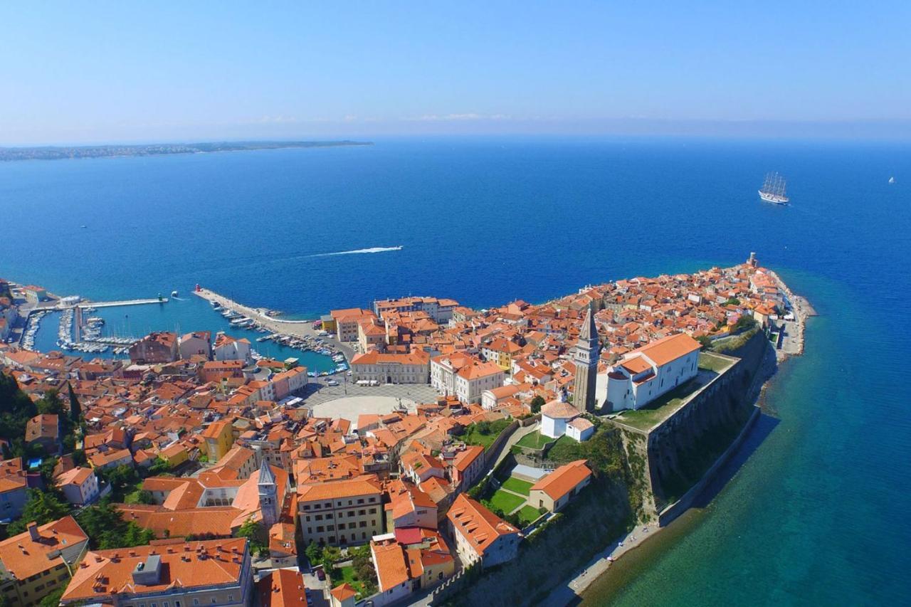 Apartma Sonja Piran Luaran gambar